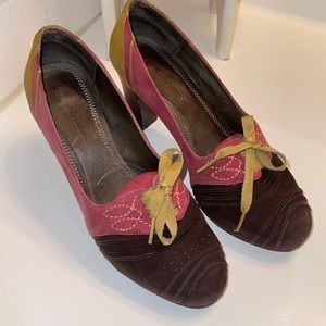 Anthropologie Pilcro Letterpress Retro Nolana Suede/Leather Lace-Up Pumps Sz 8.5